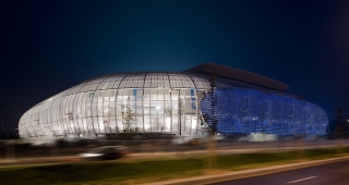 Essais sur la façade lumineuse du Grand Stade Lille Métropole - Architecte stades / Agence architecture sport